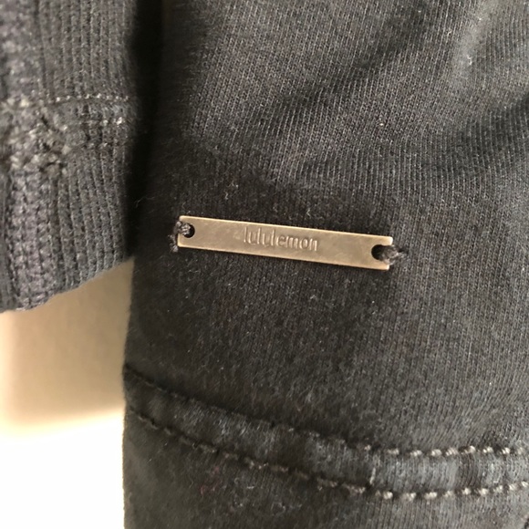 Lululemon Jacket - Picture 4 of 5